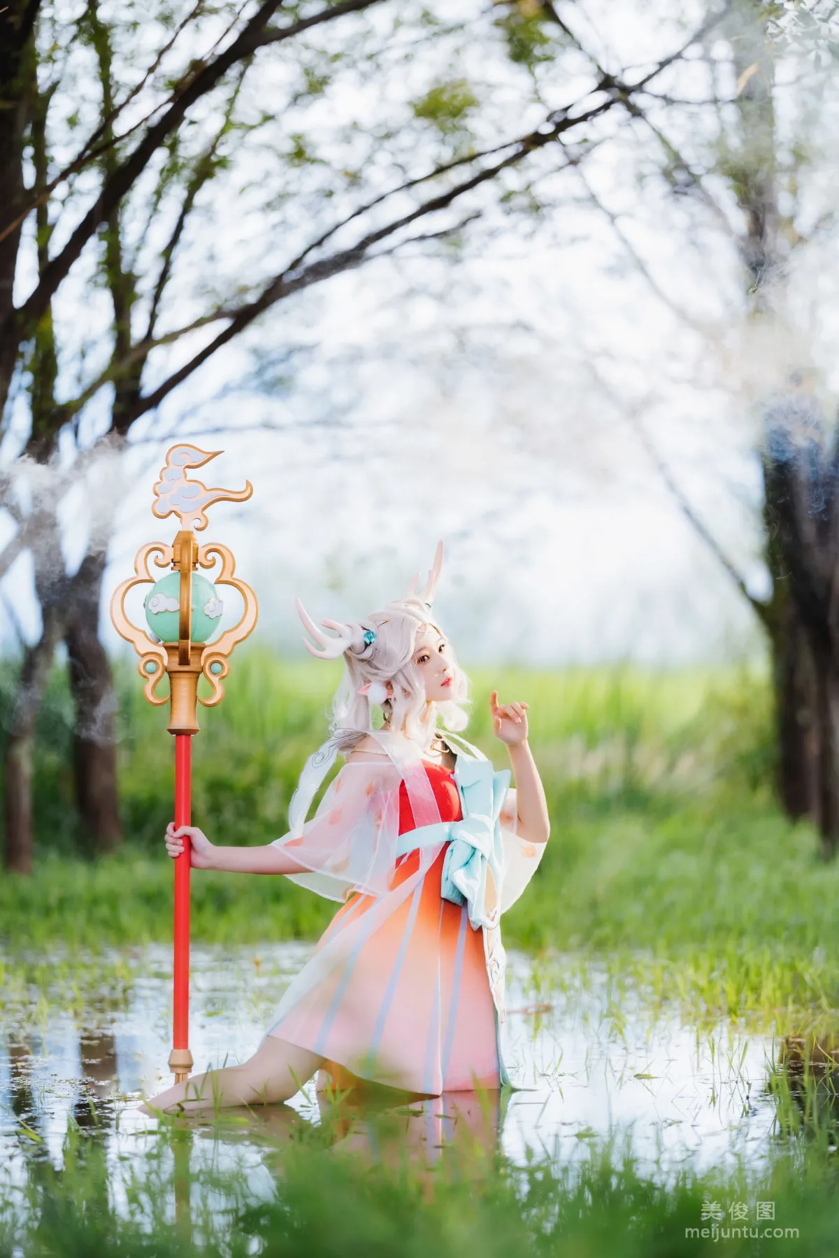 [网红COSER] 桜桃喵 - 小鹿  写真套图14