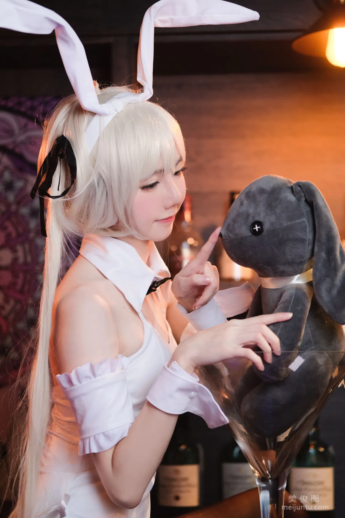 [网红COSER] Sally Dorasnow - Sora Kasugano Bunny Suit  写真套图19