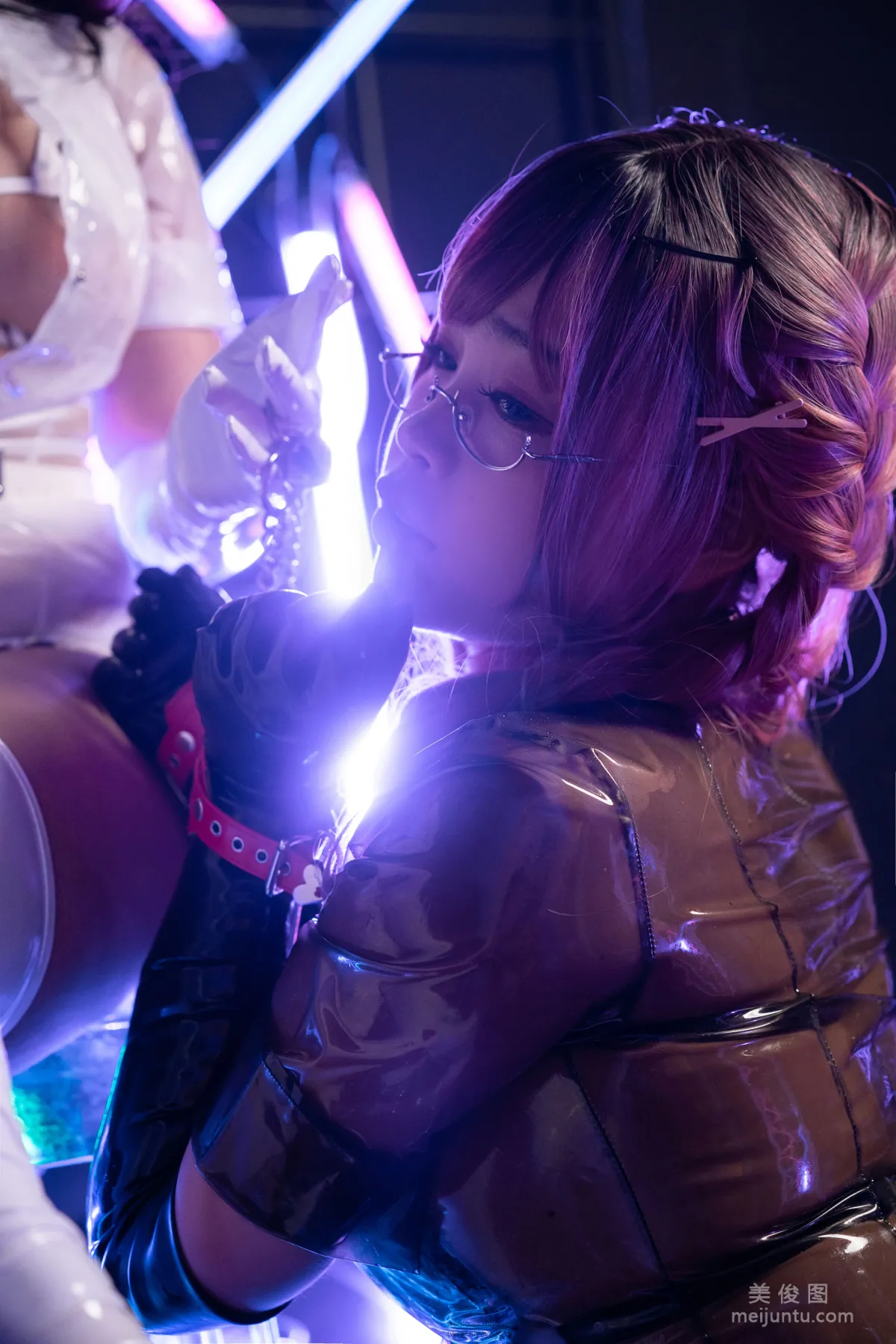 [网红COSER] 萌系小姐姐-白烨- - 痴女护士  写真套图31