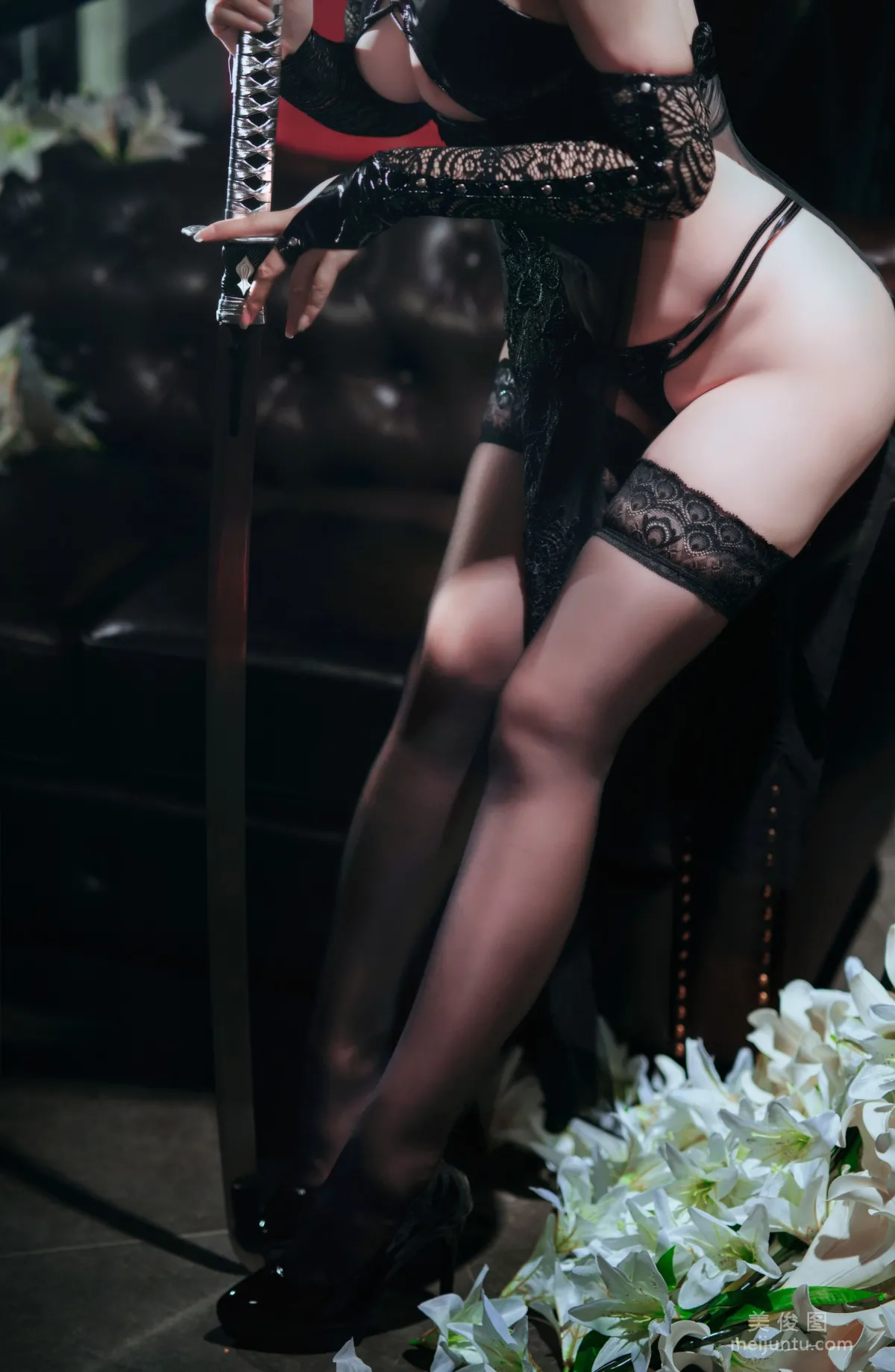 [网红COSER] 半半子 - 2B靡烟旗袍  写真套图19