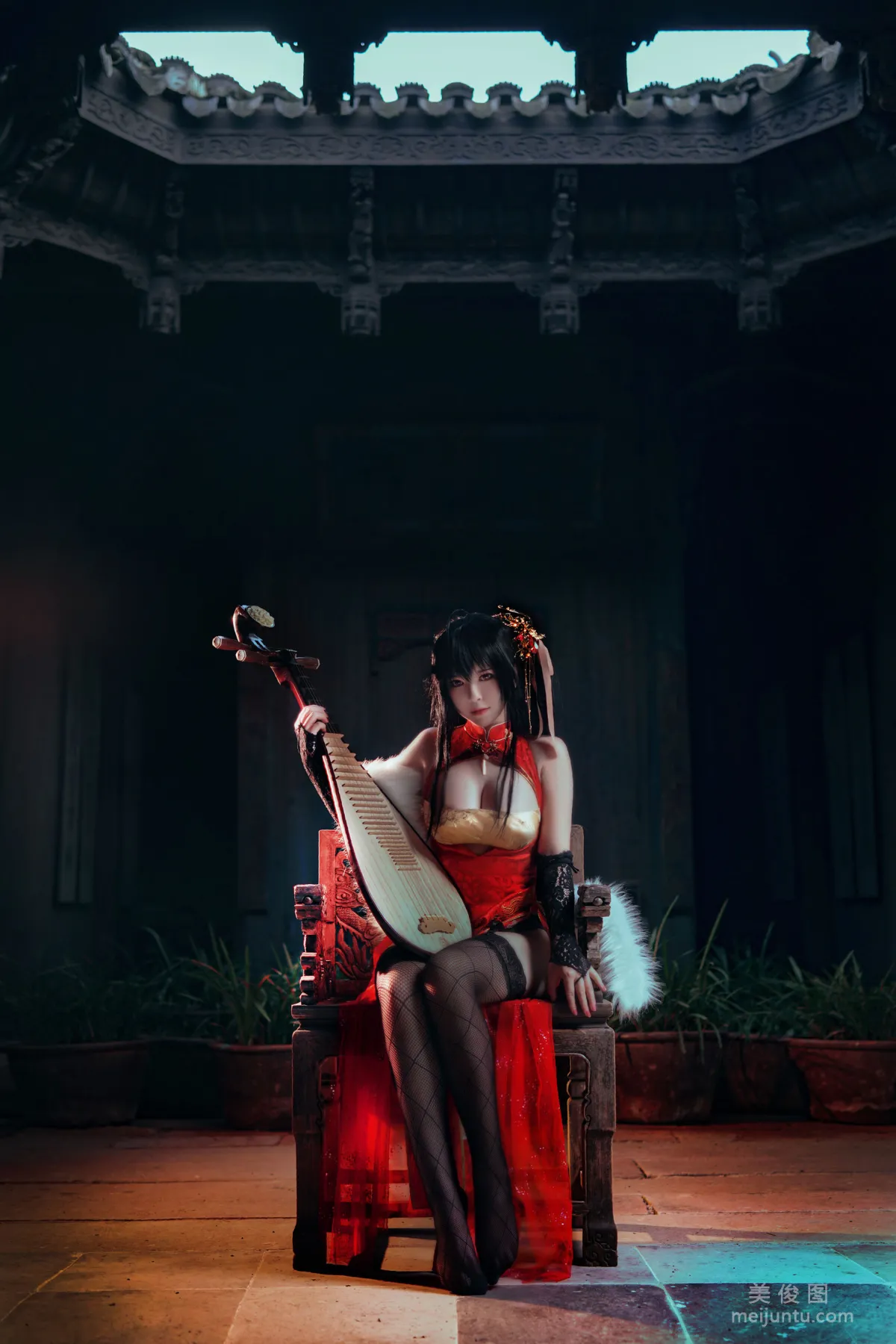 [网红COSER] 半半子 - 大凤旗袍  写真套图5