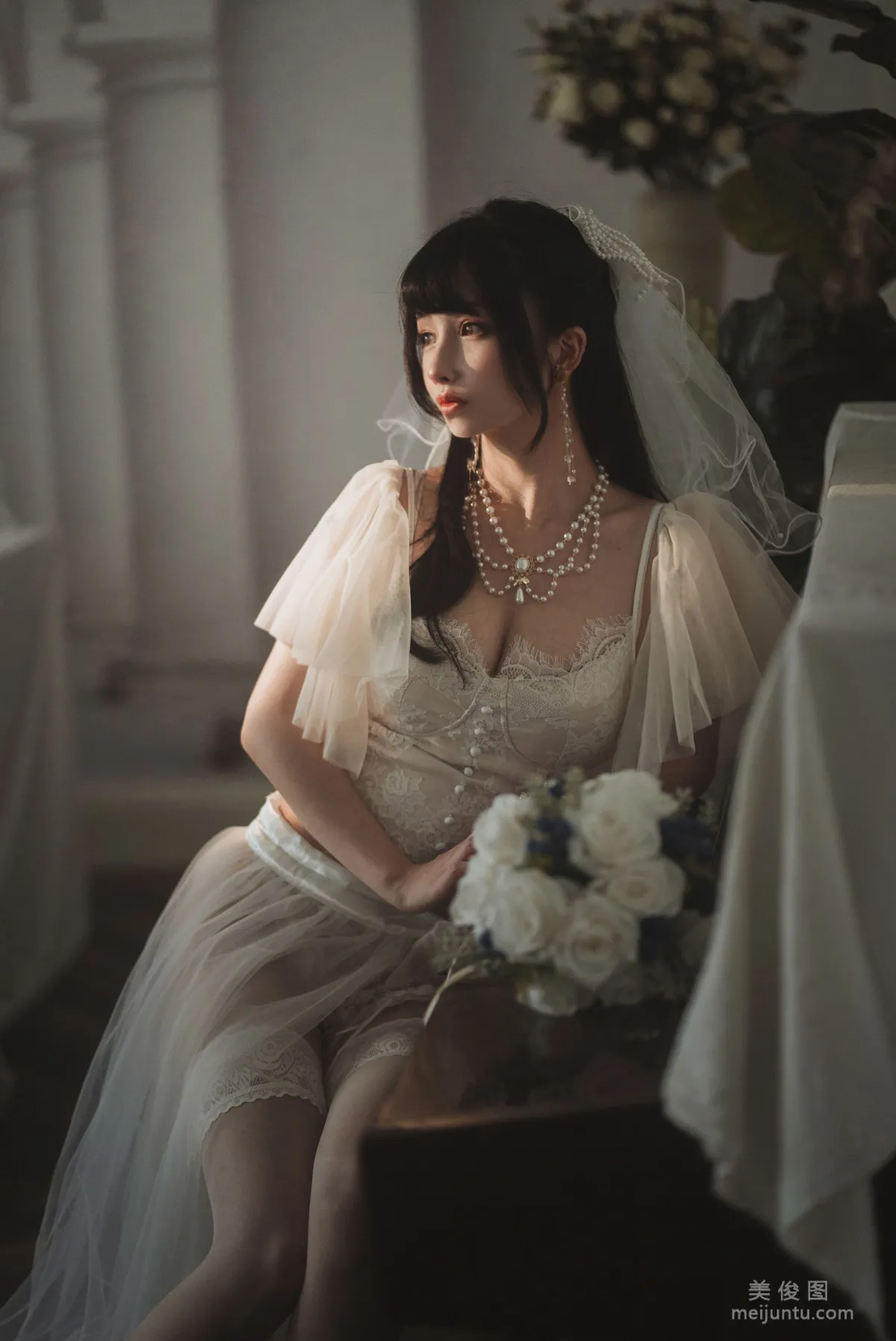 [网红COSER写真] rioko凉凉子 - 透明婚纱9