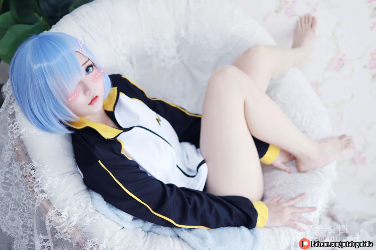 [网红COSER写真] 小姐姐Potato Godzilla - Rem In Subaru Jacket16