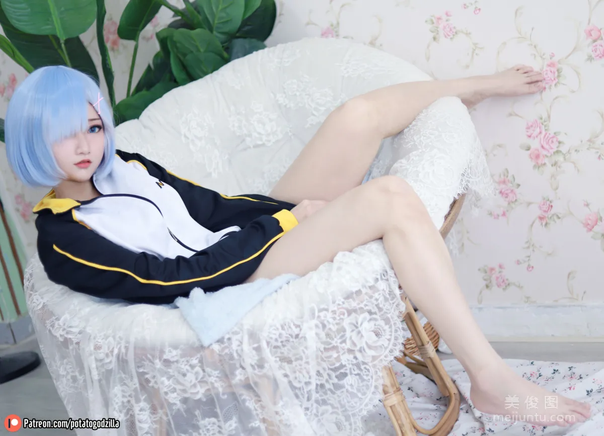 [网红COSER写真] 小姐姐Potato Godzilla - Rem In Subaru Jacket15