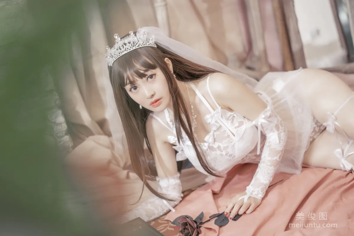 [网红COSER写真] 动漫博主脱尾巴Mizuki - 婚纱 套图19