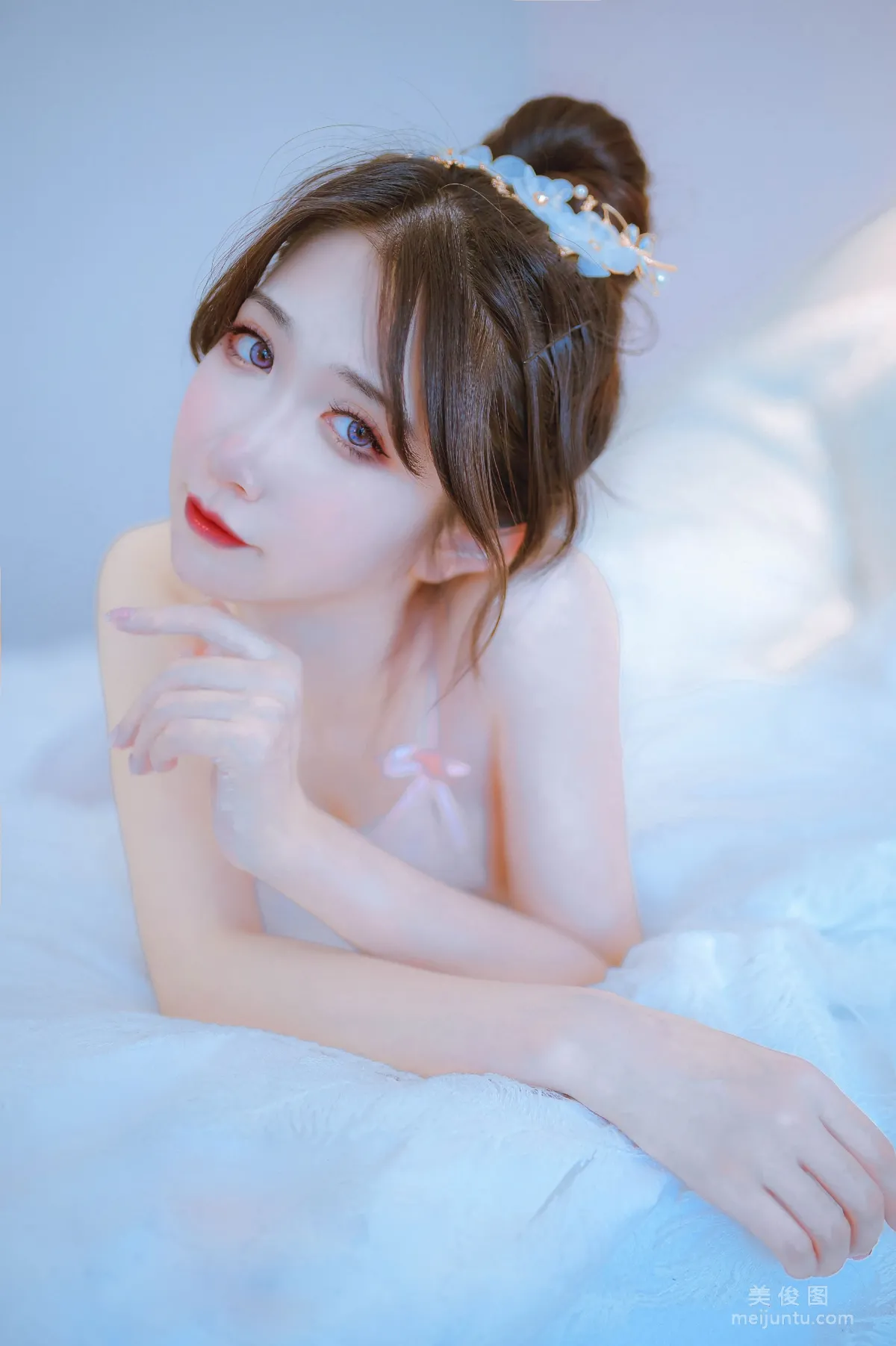 [网红COSER写真] 动漫博主阮邑_Fairy - 大象 粉色 套图7