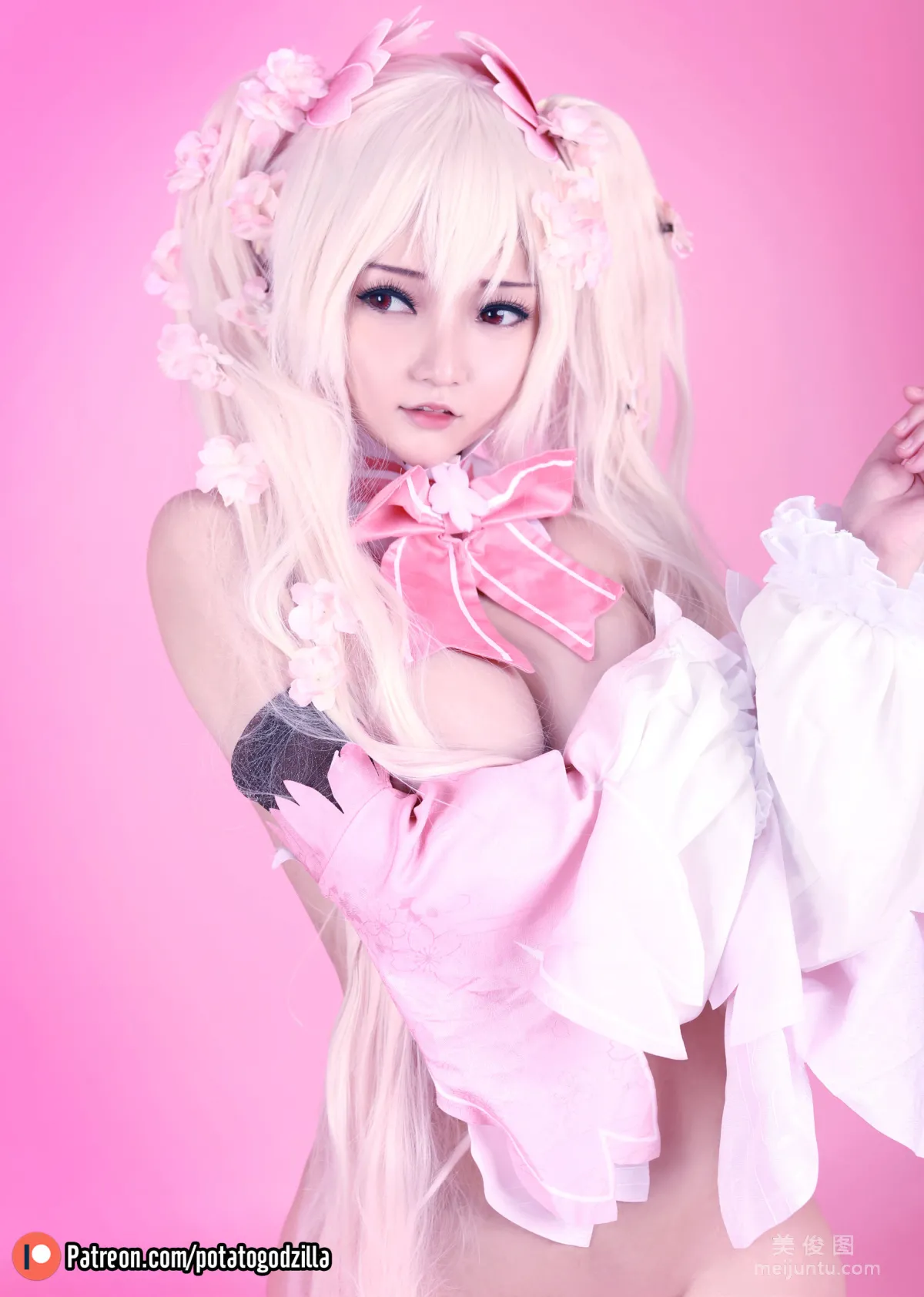 Coser小姐姐Potato Godzilla - Sakura Miku 套图28