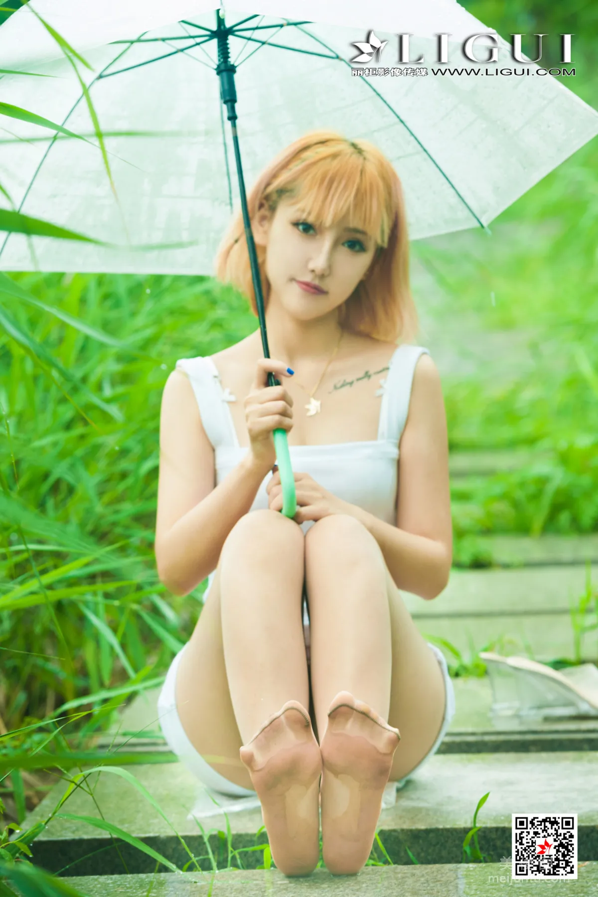 [丽柜Ligui] 网络丽人 Model 小爽 《雨中漫步》44