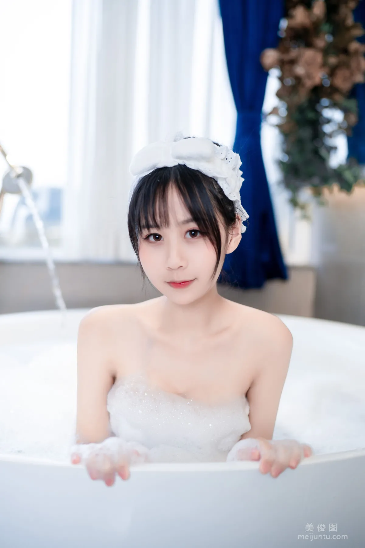 [COS福利] 阳光美少女萌芽儿o0 - 浴巾19