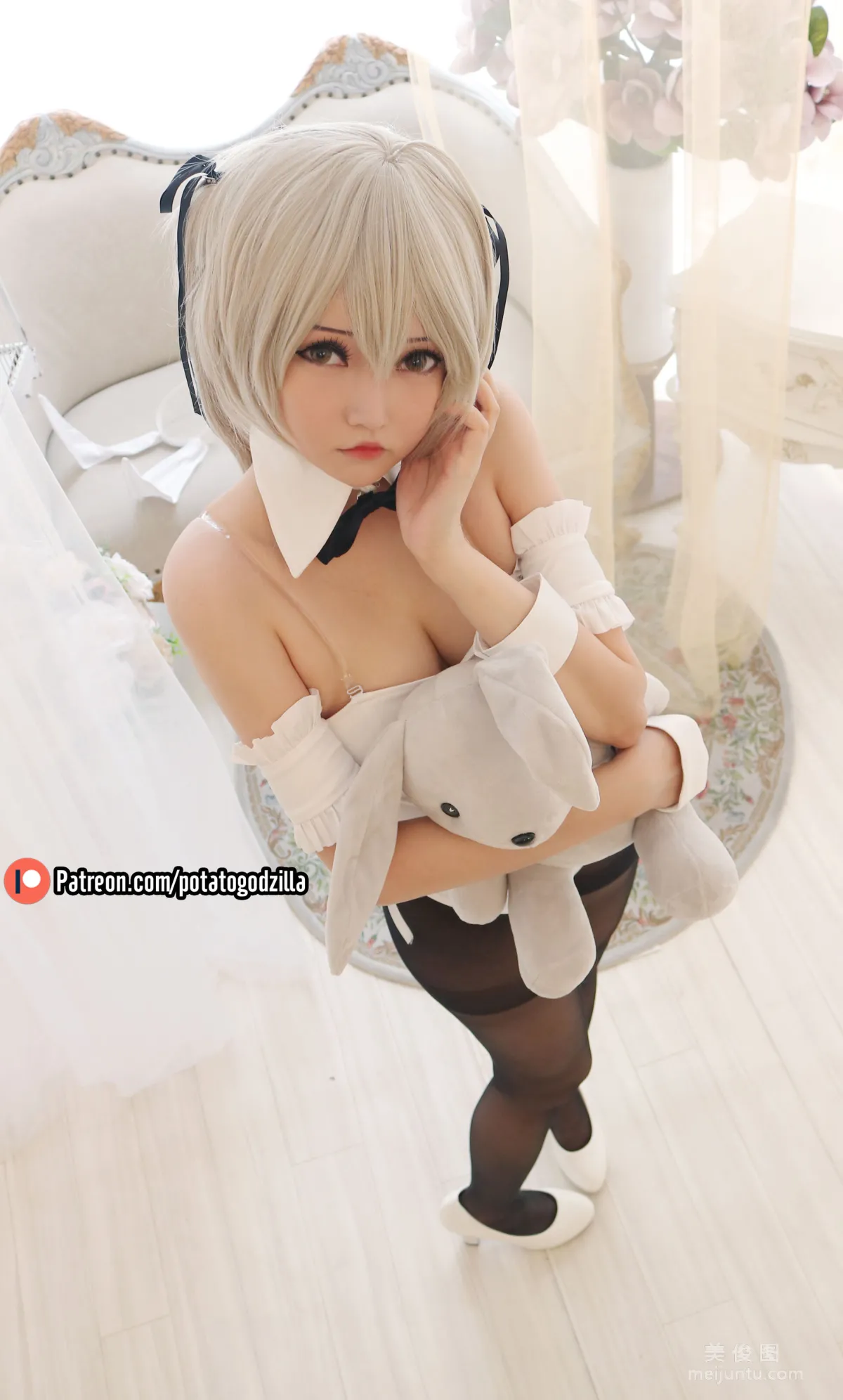 Coser小姐姐Potato Godzilla - Sora Kasugano Bunny Suit5