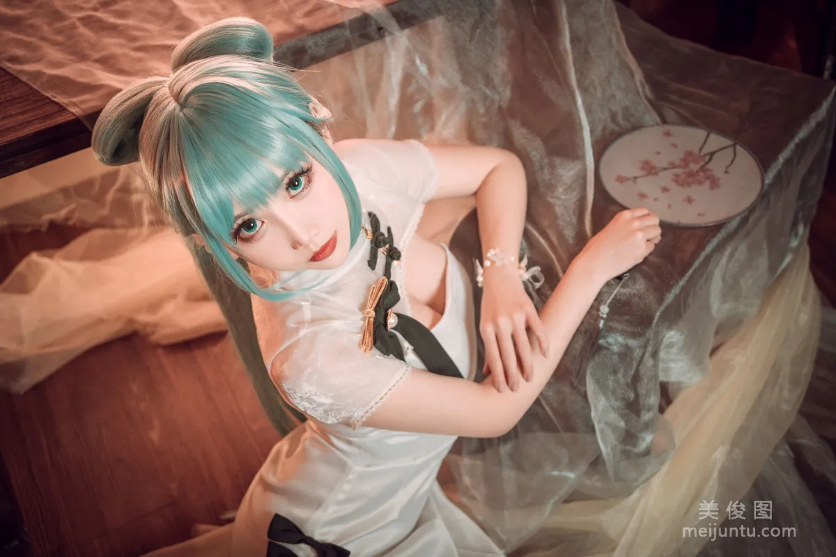 可爱人气Coser面饼仙儿 - 初音旗袍 写真套图25