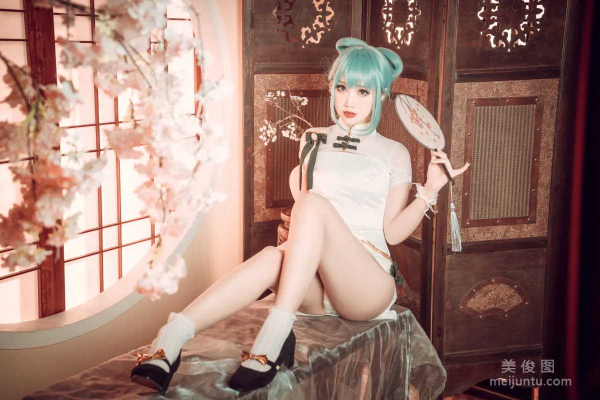 可爱人气Coser面饼仙儿 - 初音旗袍 写真套图12