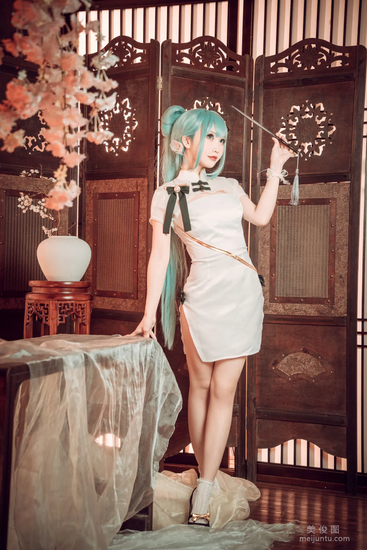 可爱人气Coser面饼仙儿 - 初音旗袍 写真套图11