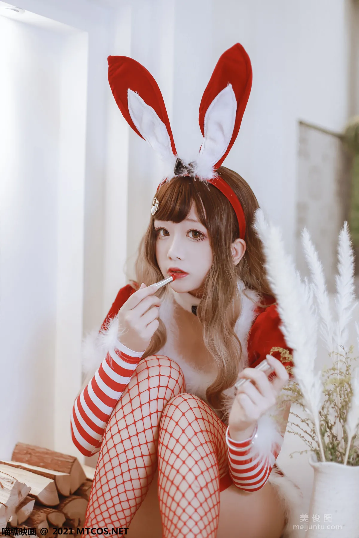 [喵糖映画] VOL.389 红色兔子 写真套图2