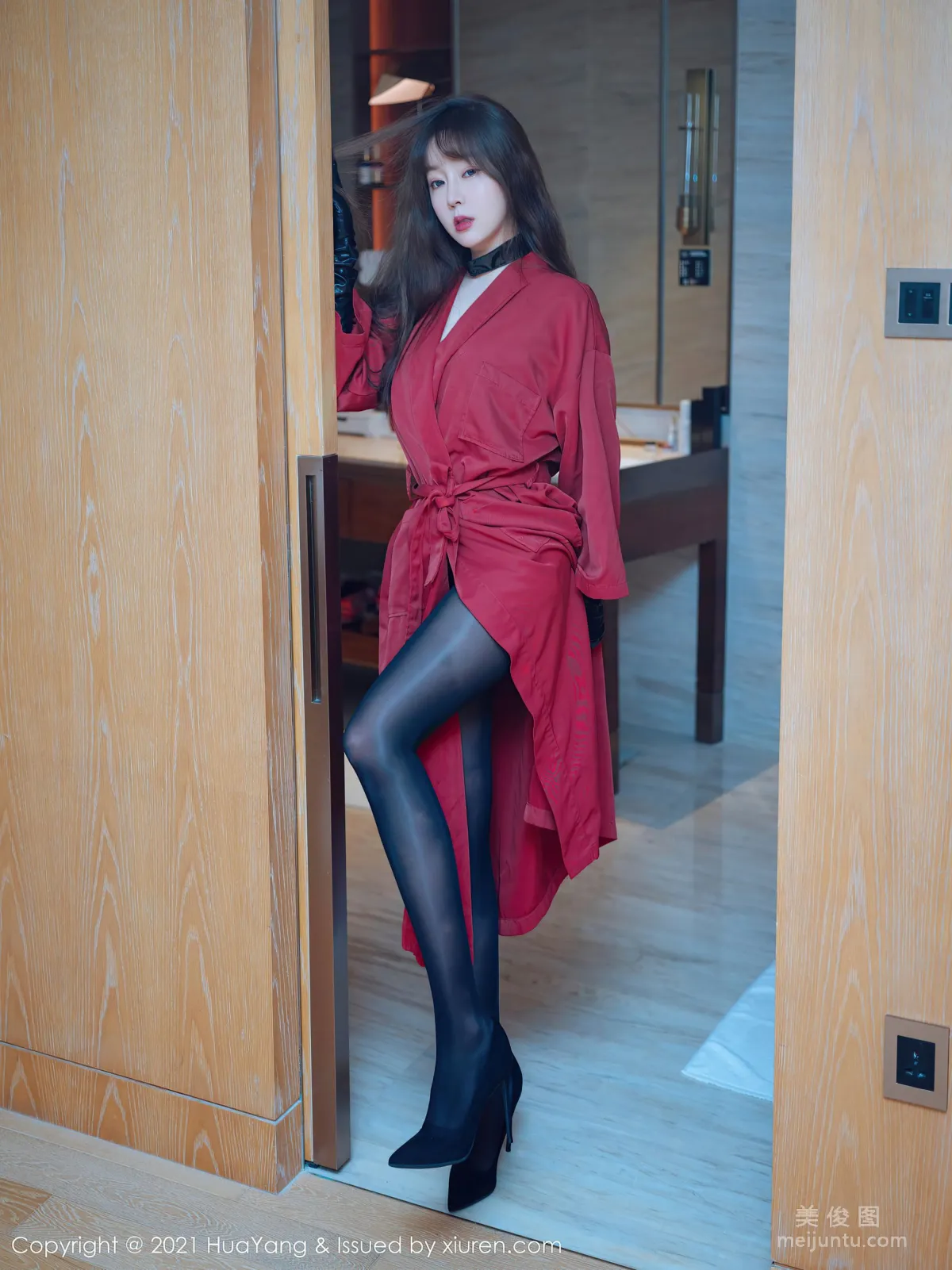 [花漾HuaYang] Vol.373 王雨纯 - 黑色主题的皮衣情趣服饰3