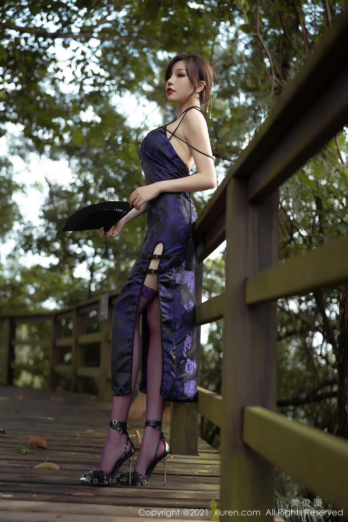 [秀人XiuRen] No.3794 芝芝Booty - 绚丽古典的紫色旗袍5