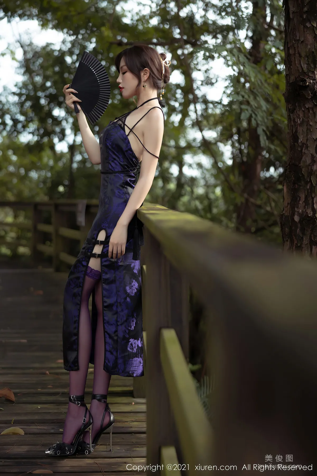 [秀人XiuRen] No.3794 芝芝Booty - 绚丽古典的紫色旗袍3