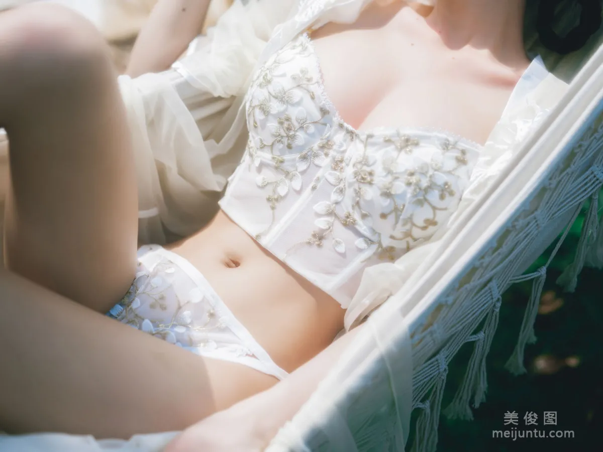 [网红COSER] 尤物清水由乃 - 湿水洛丽塔40