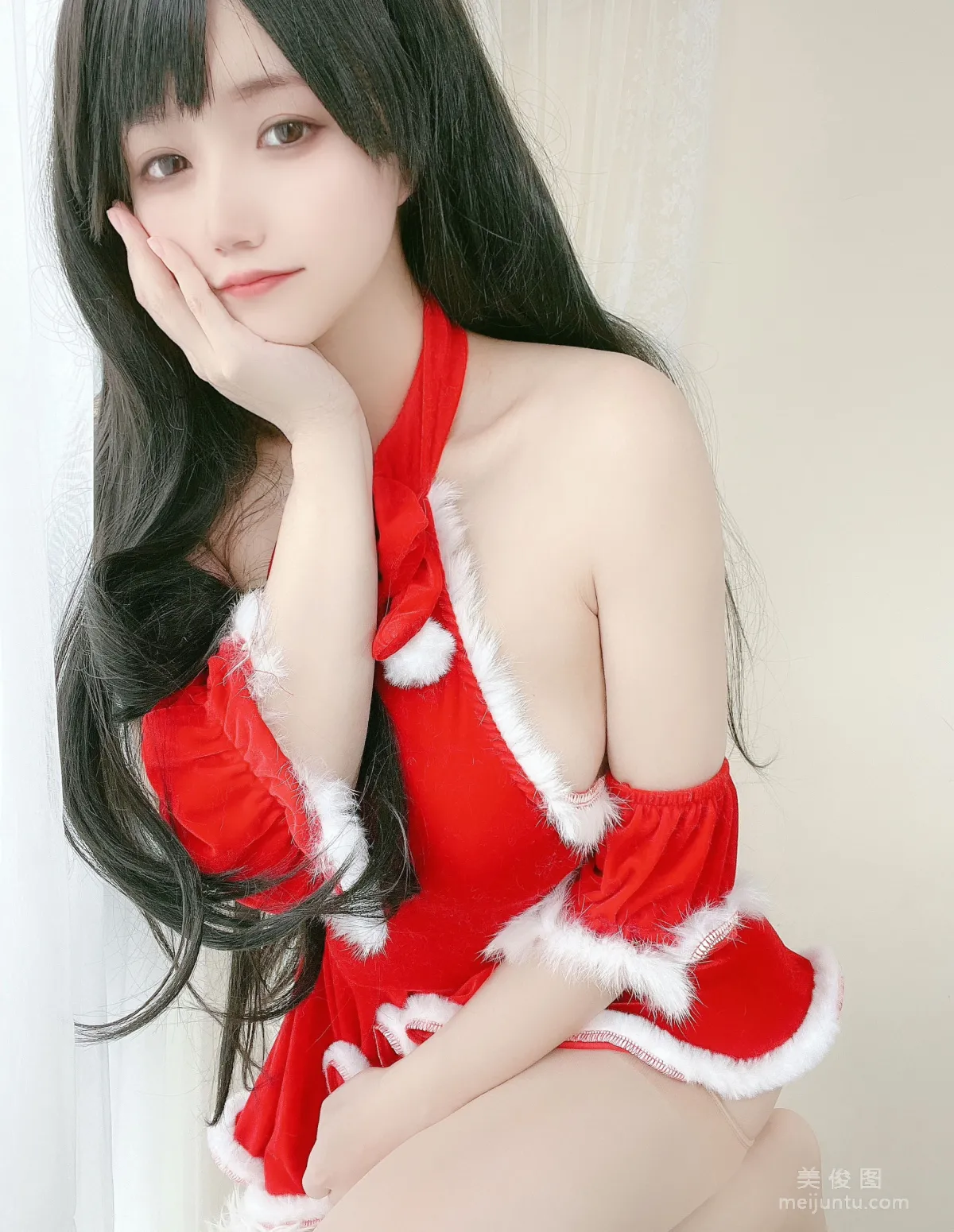 [网红COSER] 动漫博主小仓千代w - 红色圣诞礼物裙10
