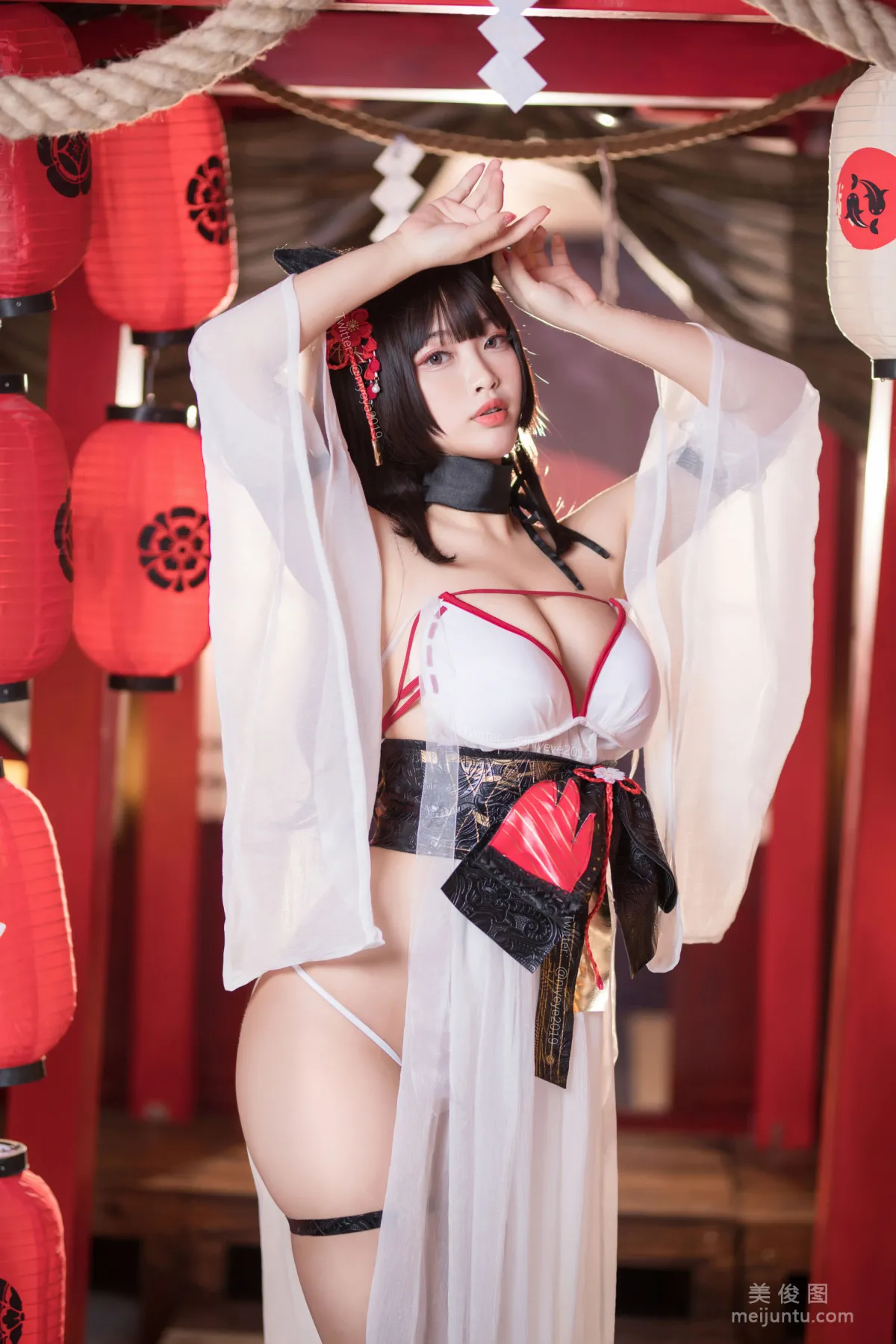 [网红COSER] 萌系小姐姐-白烨- - 湿身泳装31