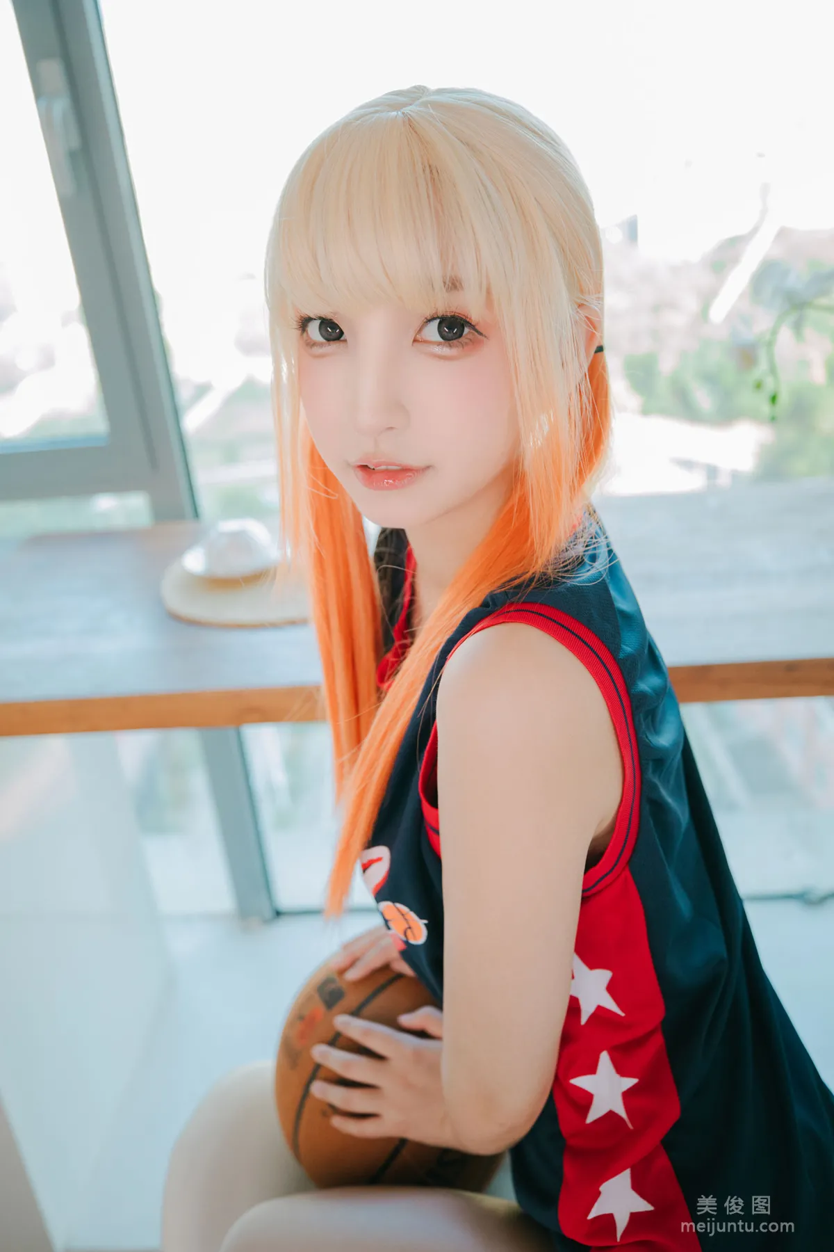 [网红COSER] 萝莉神楽板真冬 之 拉拉队少女148