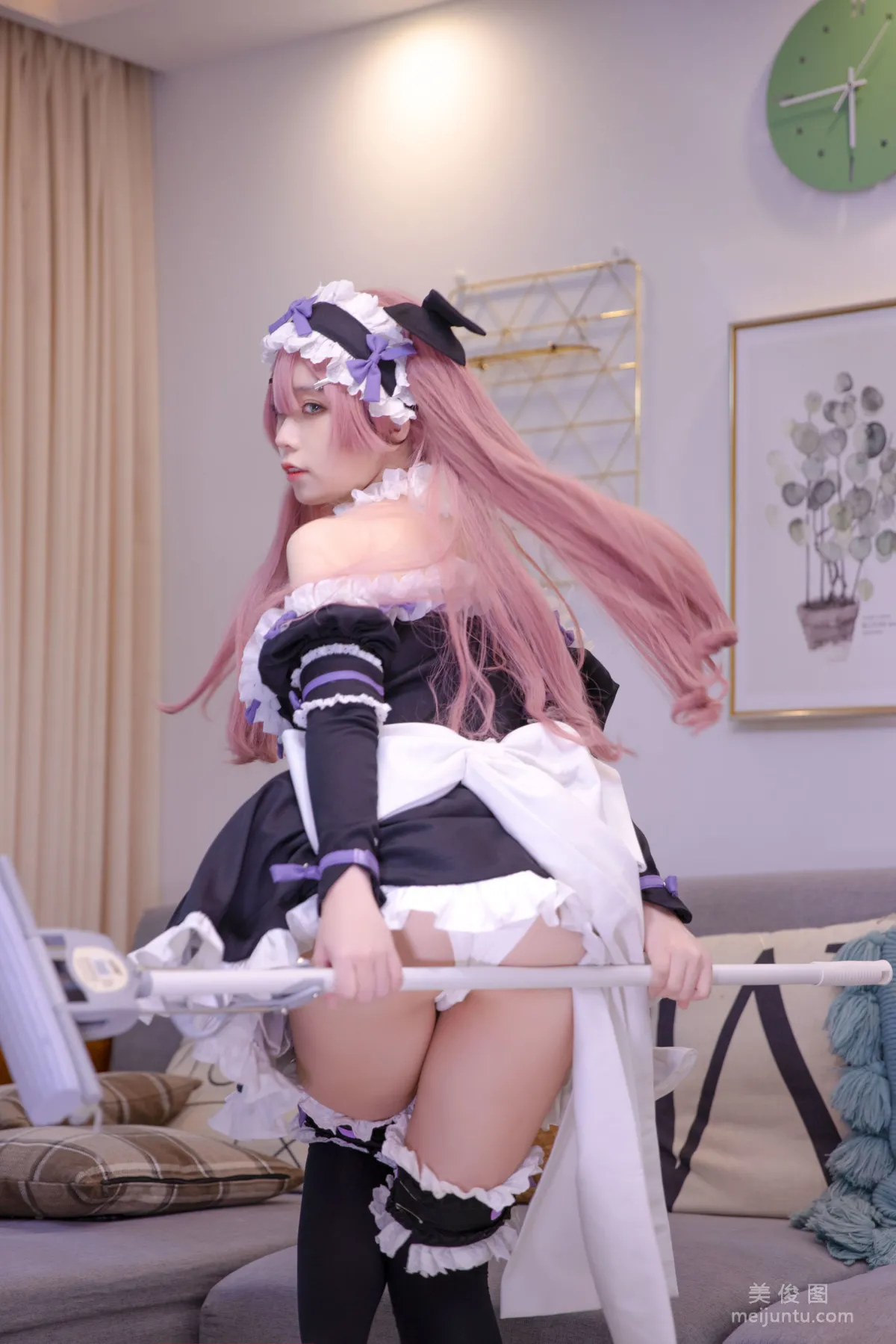 [网红COSER] 动漫博主G44不会受伤 - lade女仆21