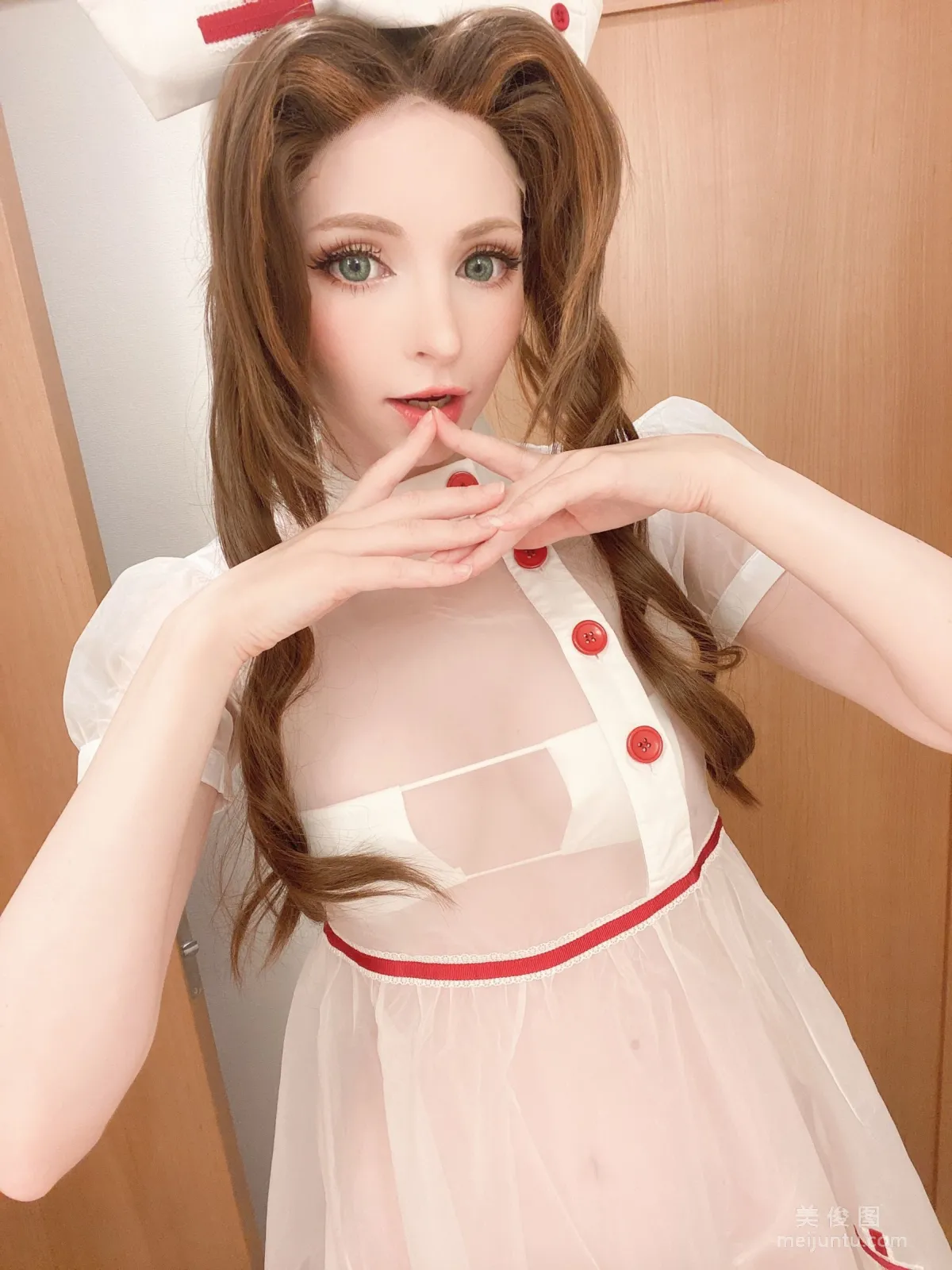 [网红COSER] Peach milky - 爱丽丝护士34