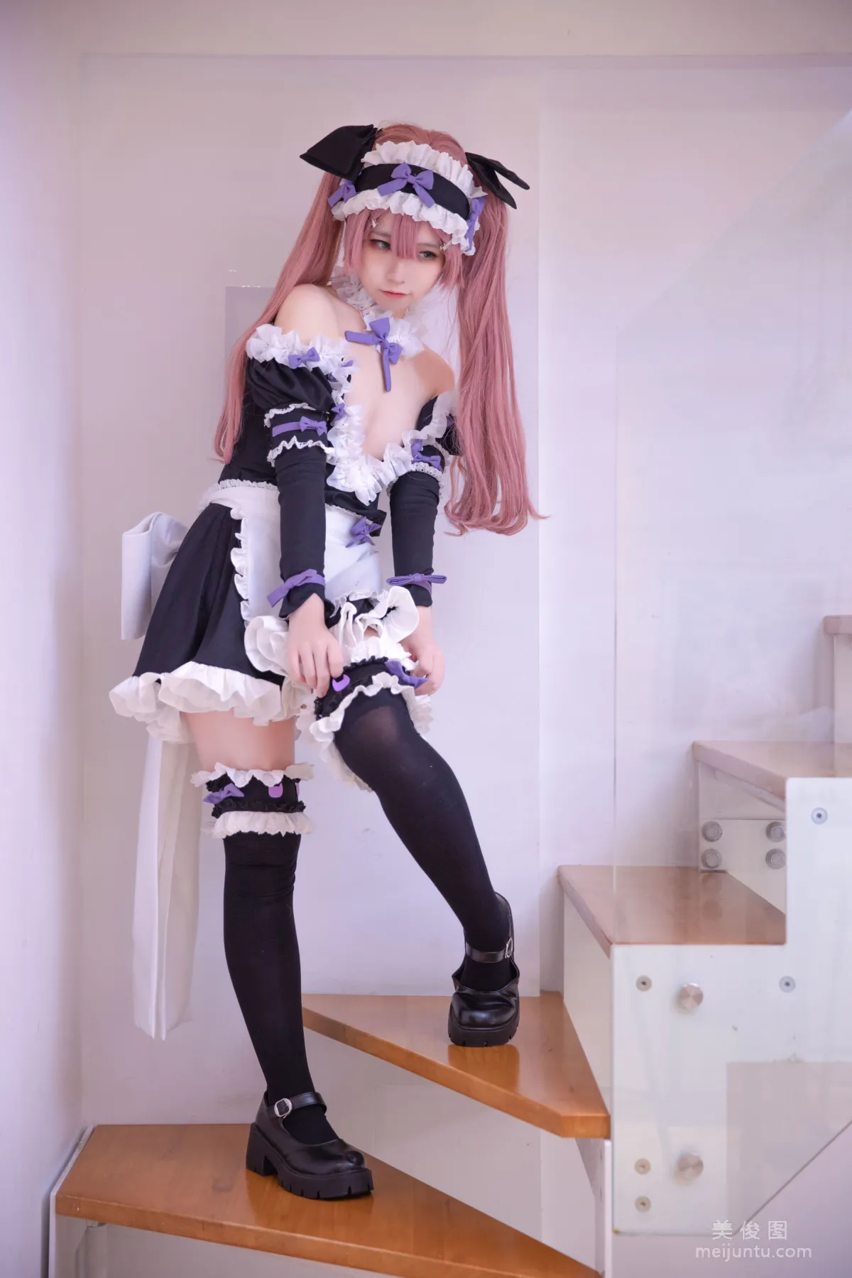 [网红COSER] 动漫博主G44不会受伤 - lade女仆27