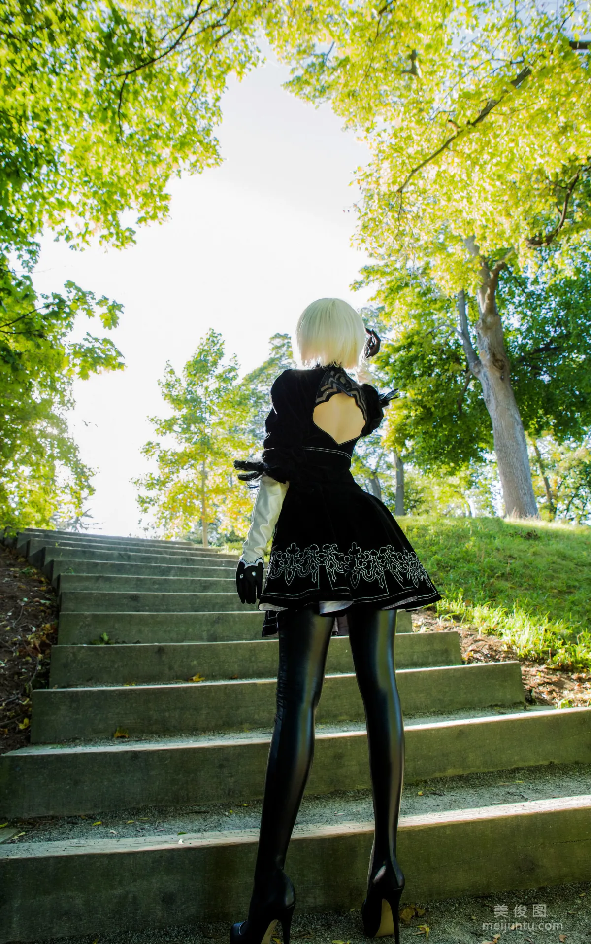 [网红COSER] MisswarmJ - Bonus 2B2