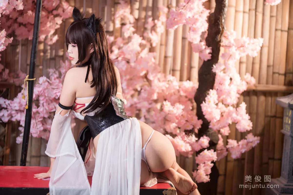 [网红COSER] 萌系小姐姐-白烨- - 湿身泳装14