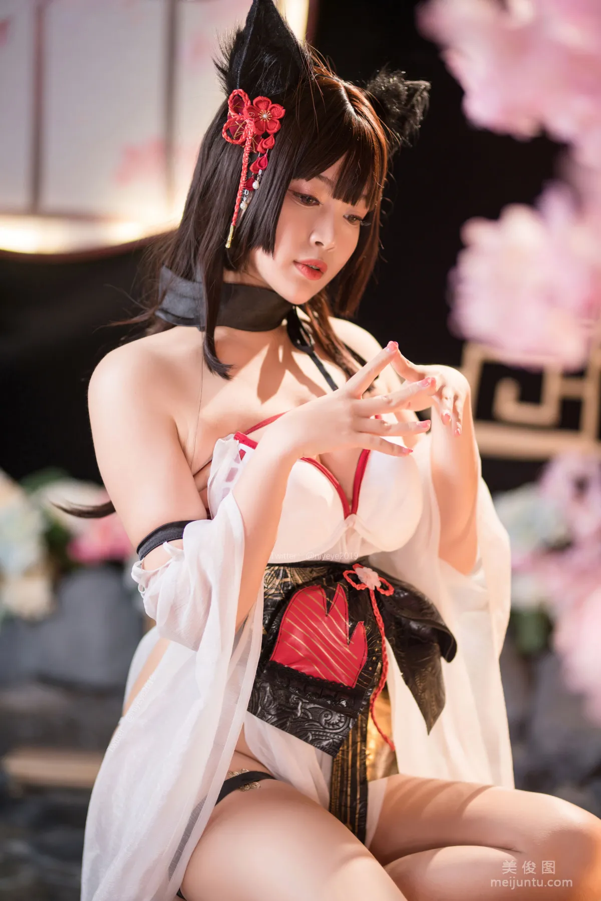 [网红COSER] 萌系小姐姐-白烨- - 湿身泳装41