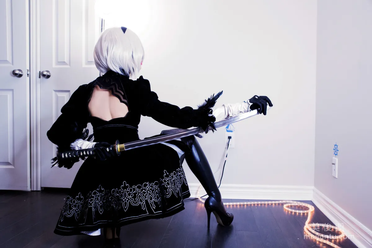 [网红COSER] MisswarmJ - Bonus 2B21