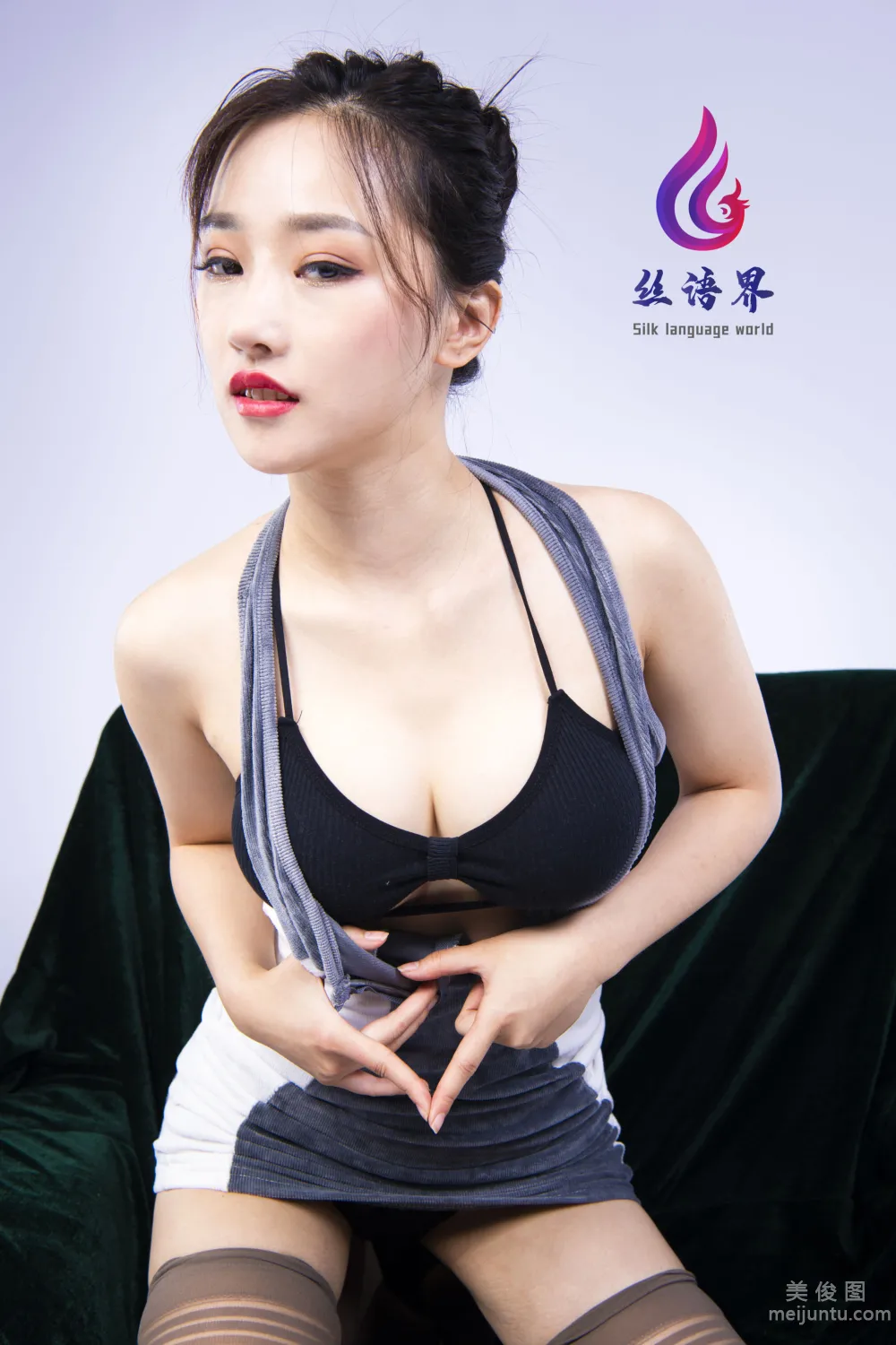 [丽柜Ligui] Model 梵妮 《私人撩拨》  写真套图12