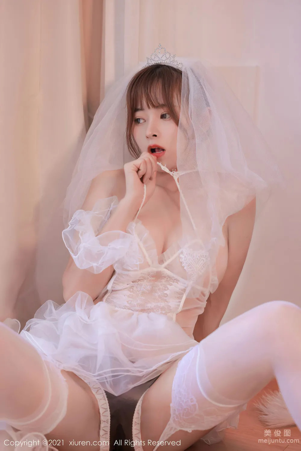 [秀人XIUREN] No.3671 奈沐子 - 唯美动人的白色婚纱系列23