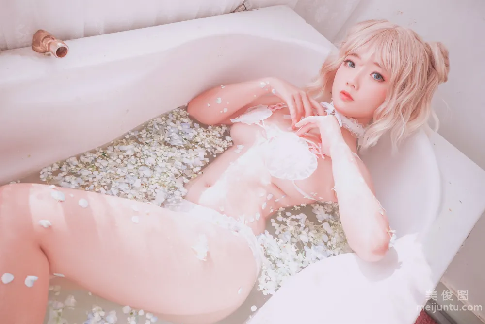 [Messie Huang] - Pure Bath19