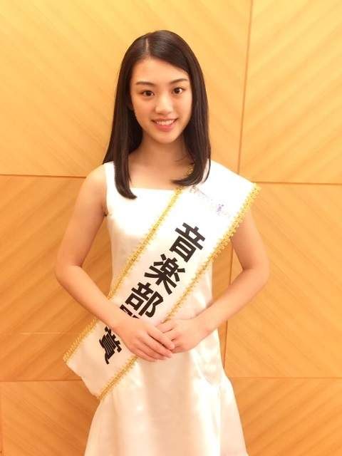 全日本国民美少女冠军出炉 13岁井本彩花五音不全引热议 娱乐资讯明星八卦最新动态