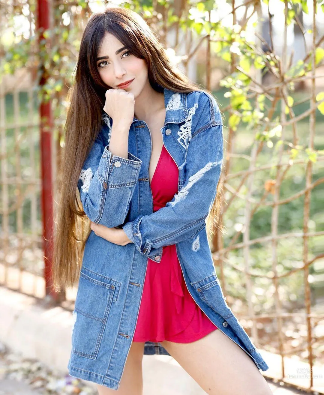 Angela Krislinzki- 印度美女演员_21