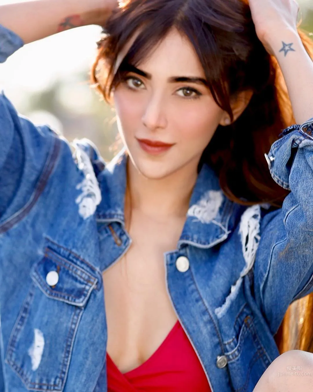 Angela Krislinzki- 印度美女演员_16