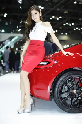 性感美女崔星雅2015韩国国际车展图片