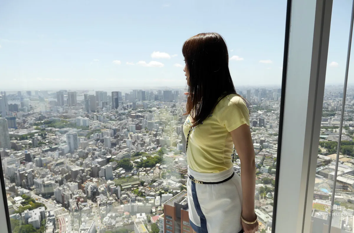 铃森汐那(天野みほ)- 养眼家居写真图片_1