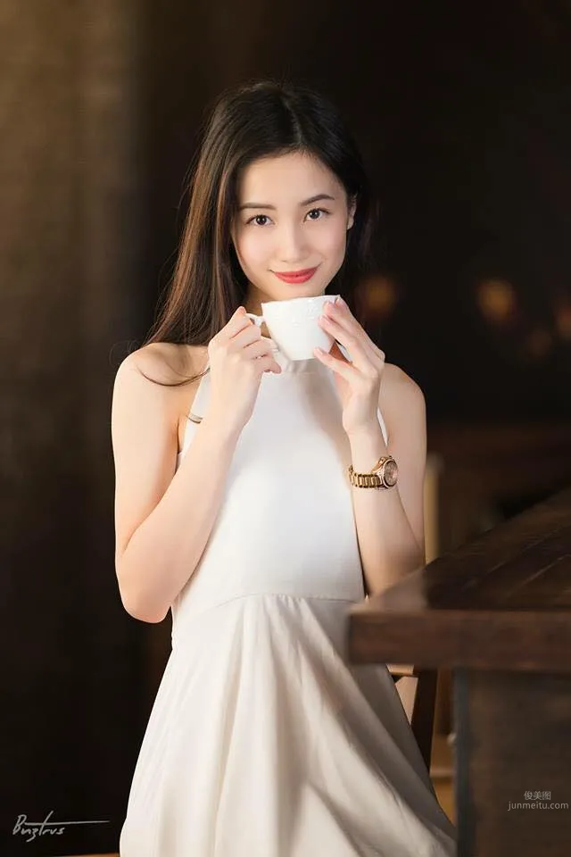 越南奶茶妹(Vũ Phương Anh)- 极品气质清新脱俗写真_25