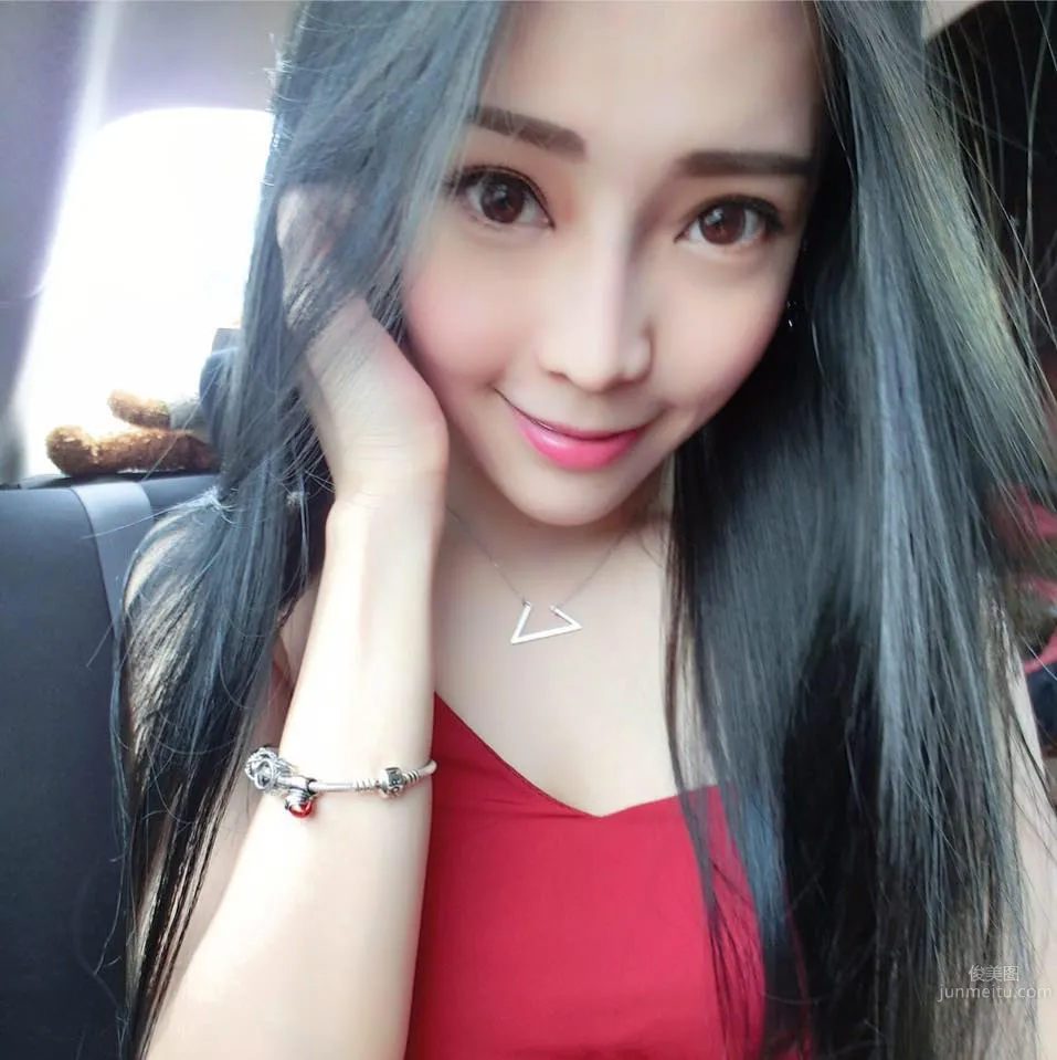 Ehuey Huey- 婀娜多姿的甜美马来西亚正妹_10