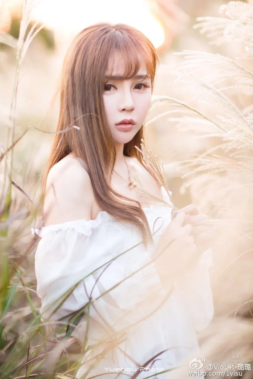 VioLet-璐璐- 可爱美少女私房照_5