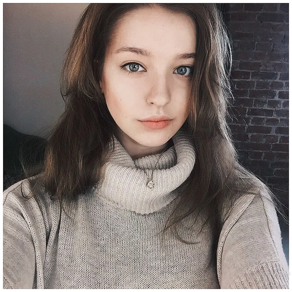 Angelina Danilova- 俄罗多姿的可爱美女_2