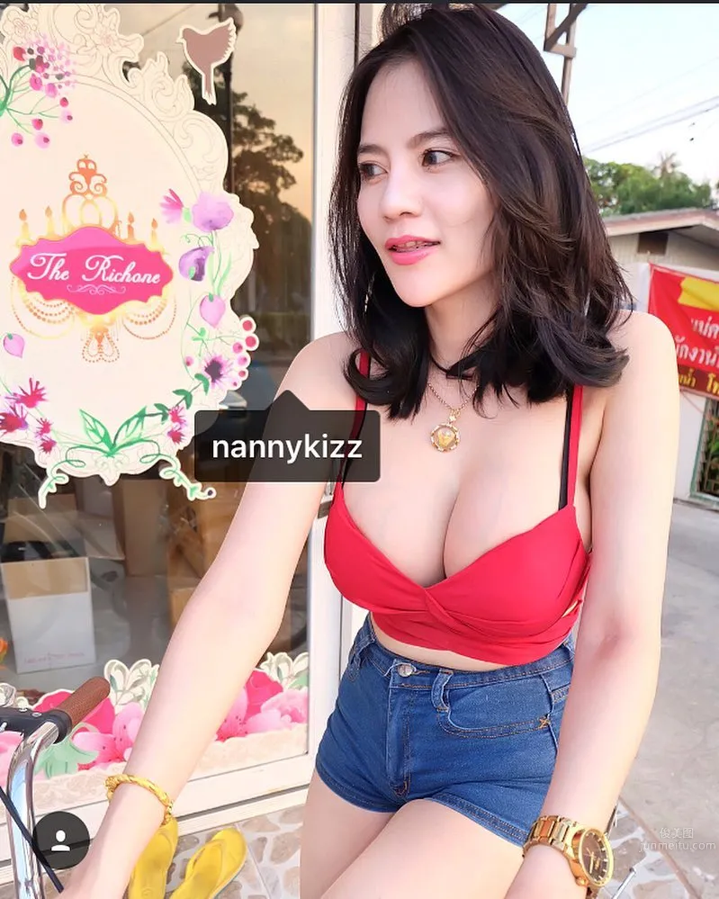 Nan Kempanta- FB粉丝超50万的泰国胸妹_8