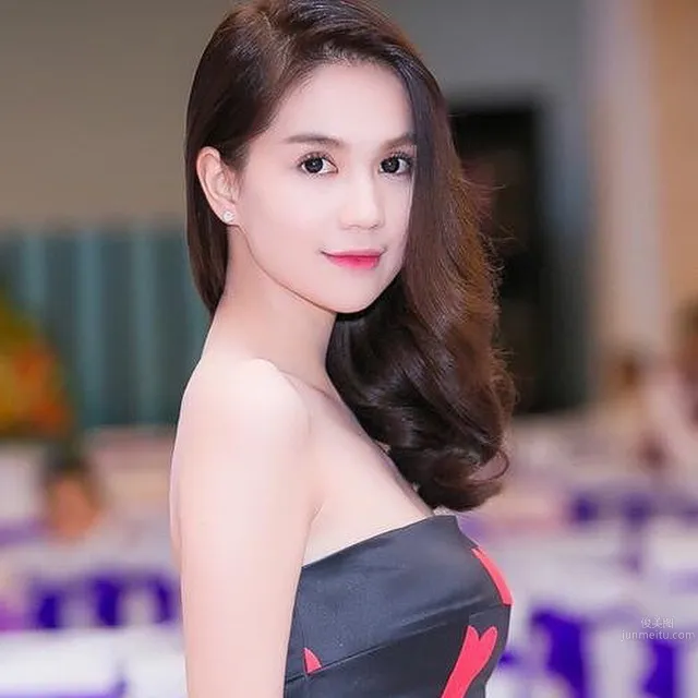 邓玉贞(Ngoc Trinh)- 越南第一美女海量写真_16