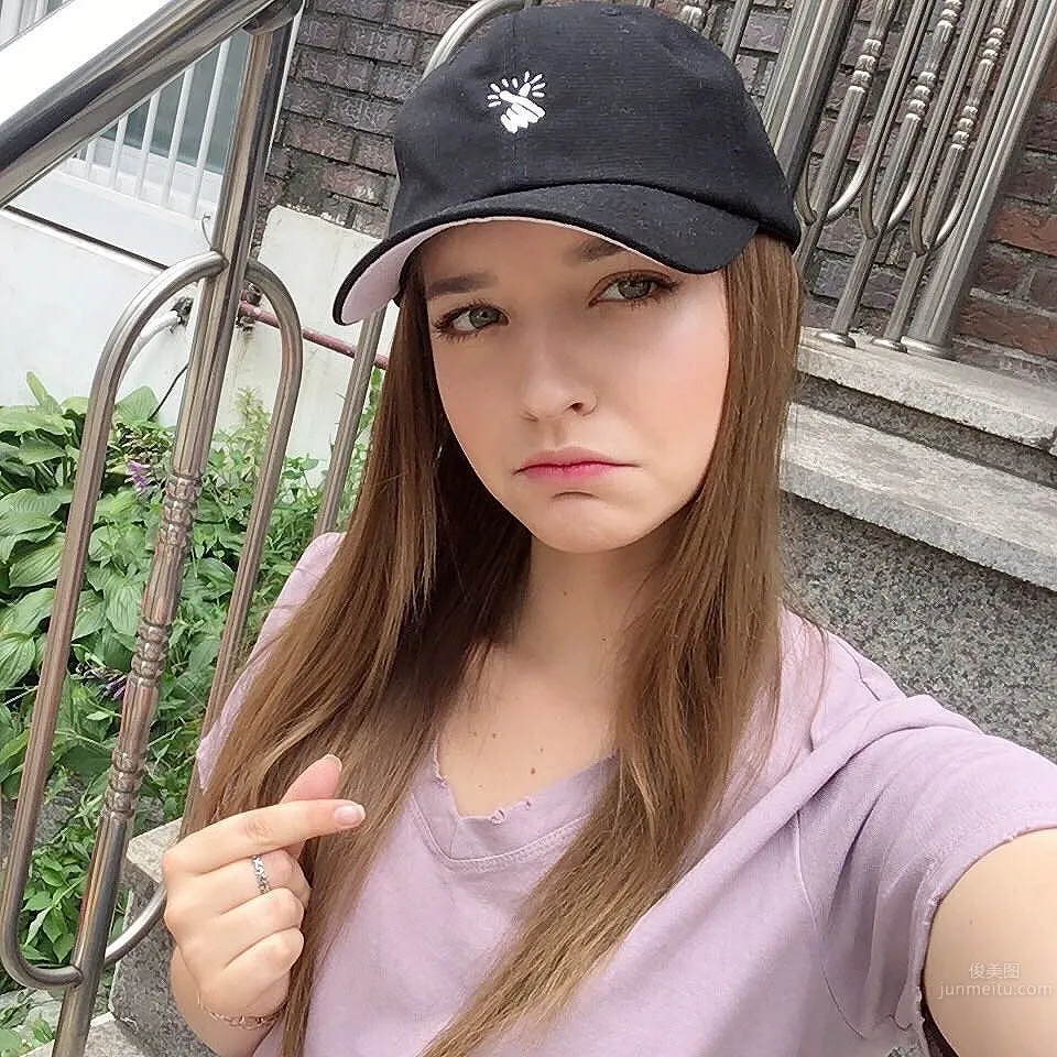 Angelina Danilova- 俄罗多姿的可爱美女_6