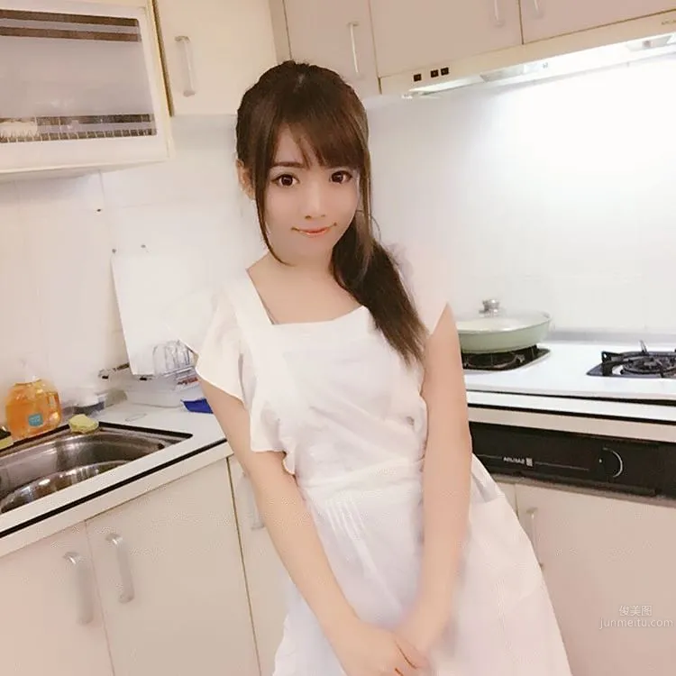 小希儿Angel- 小清新实况主播迷人大眼令人陶醉_19