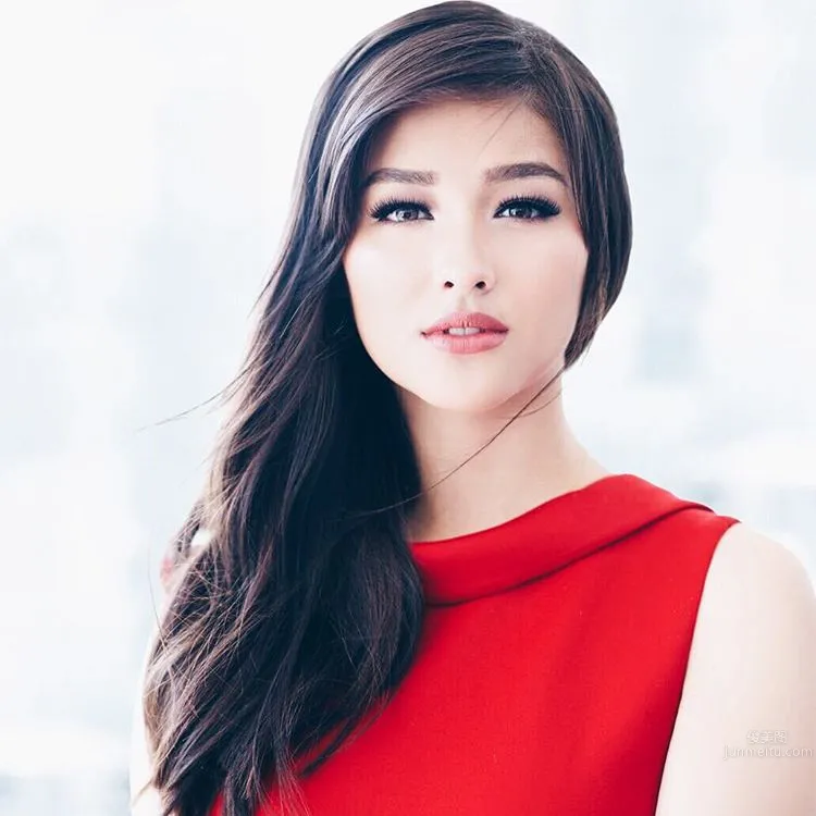 Liza Soberano- 全球最美脸蛋的菲美混血模特_1