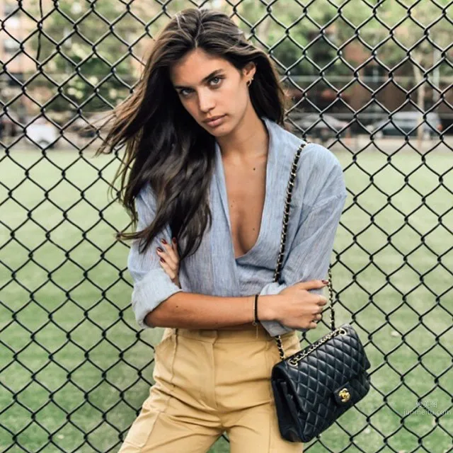 Sara Sampaio- 葡萄牙辣模性感私房照_0